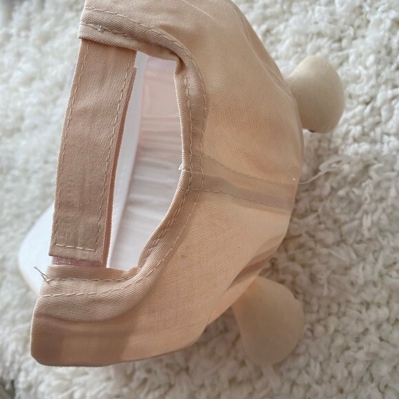 Children's Ball Cap. Cream. One Size. Cute Tiger Design. Adjustable Velcro. Fun. - Picture 6 of 8